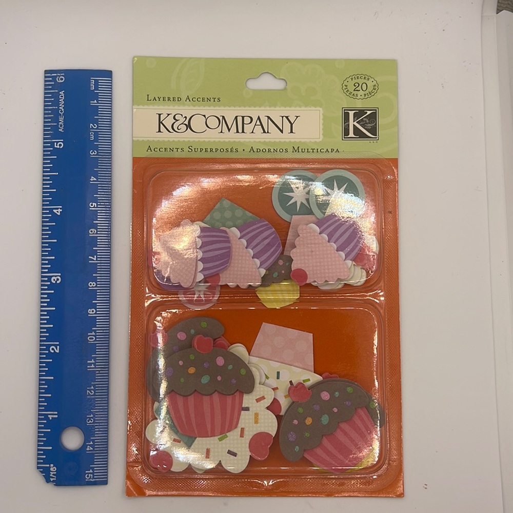 Cupcake Layered Accents